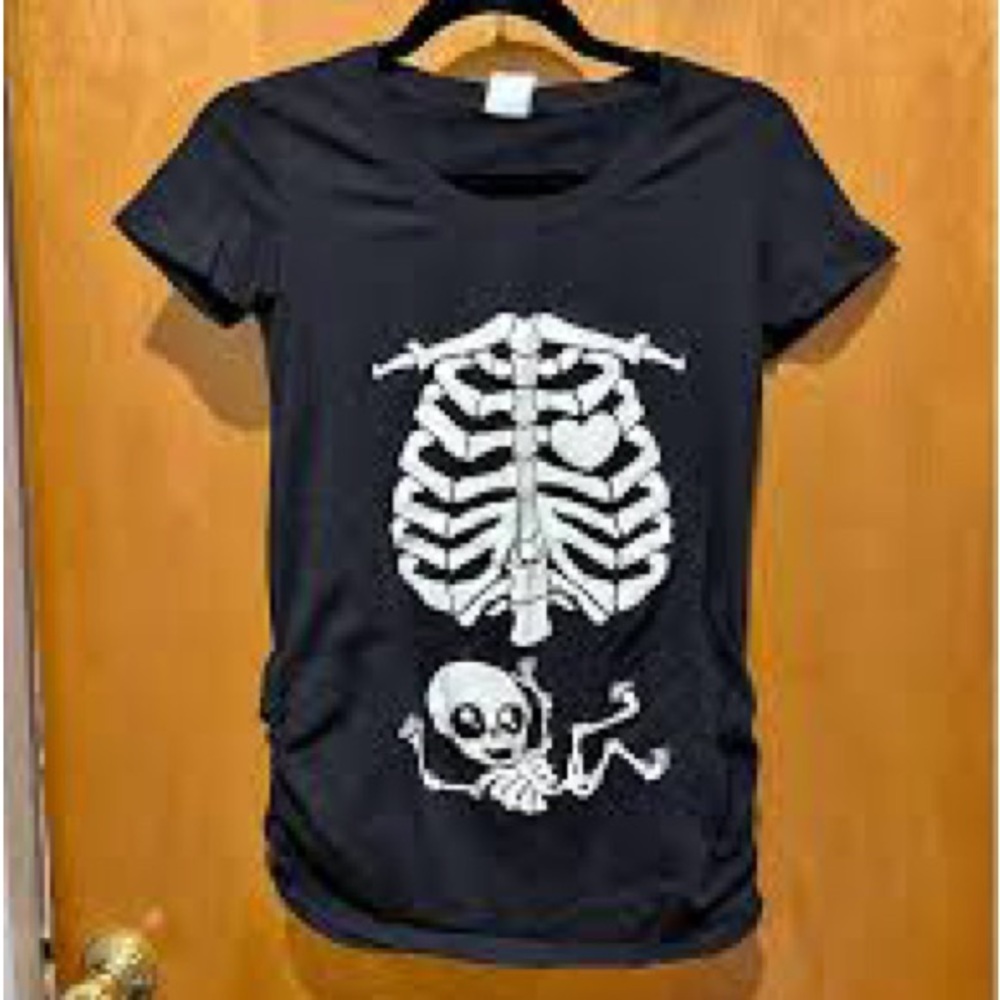 Maternity Glow in Dark Skeleton Shirt